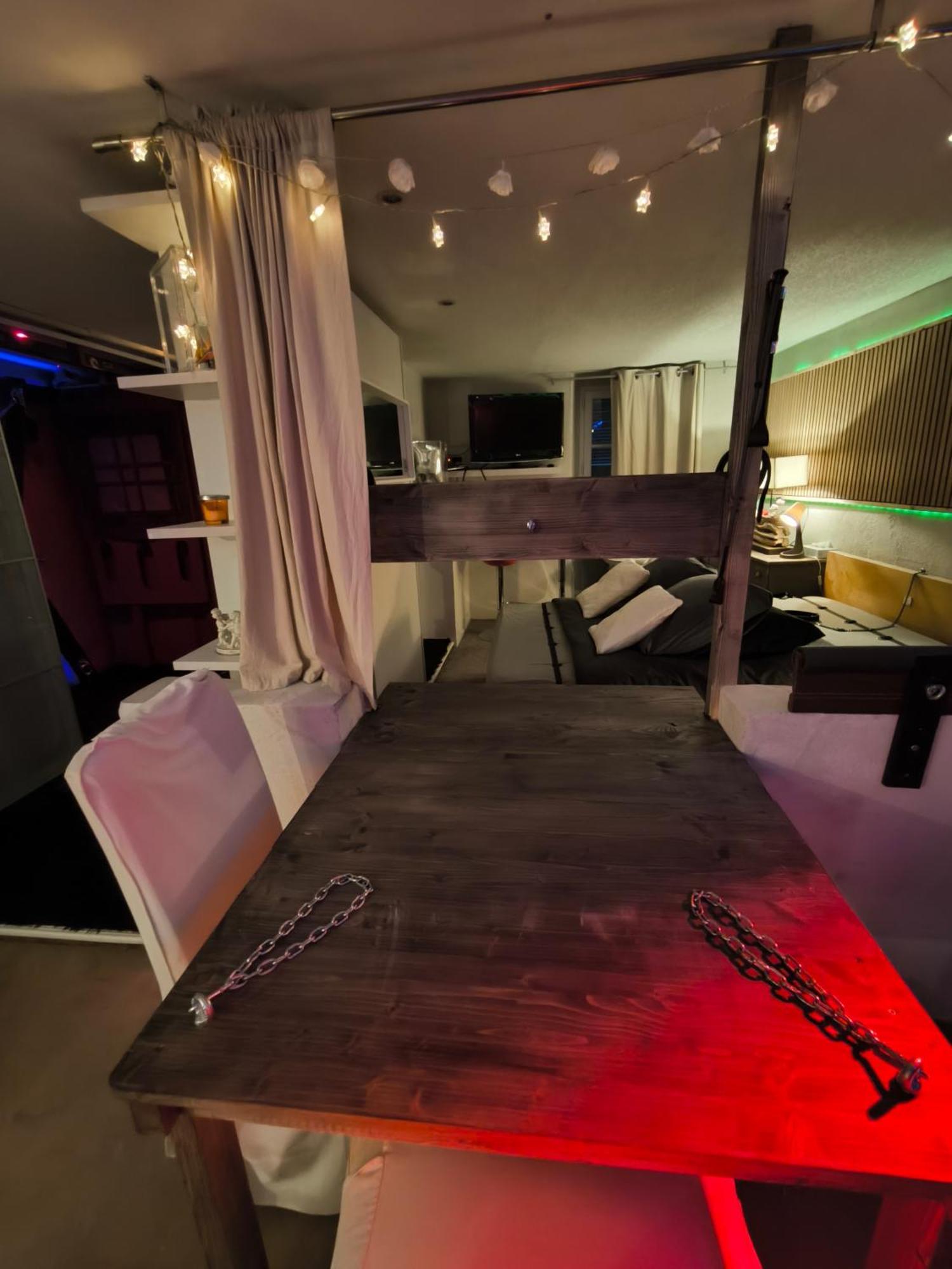 Love-Room Discret 40 M2 Bormes Les Mimosas Village Avec Terrasse Exteriér fotografie